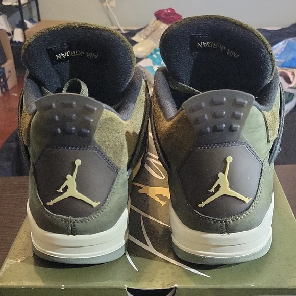 Air Jordan 4 Retro SE Craft 'Olive' (2023) M10.5/W12 EUC W/OG BOX - Picture 5 of 11